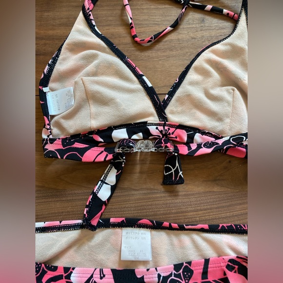 Pink/black bikini set - Picture 2 of 3